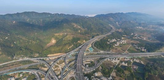 Cina: inaugurata nuova autostrada nel Guangdong (1)
