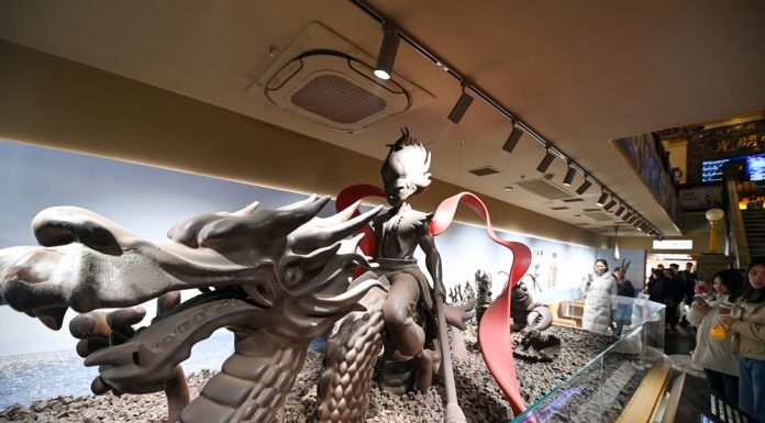 Cina: aperto al pubblico museo del cioccolato a Tianjin (1)