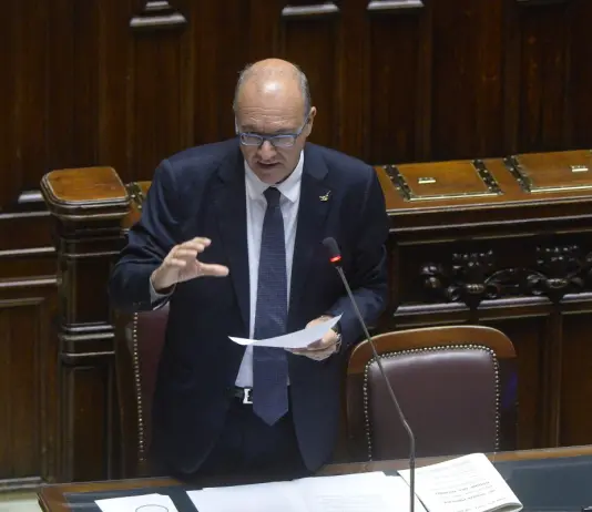 Valditara firma un decreto da 19 milioni per incarichi temporanei di personale amministrativo