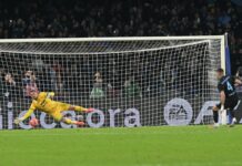 Napoli ai quarti di Coppa Italia, il Cagliari si arrende ai rigori