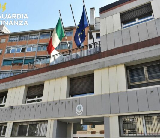 Appalti irregolari su scuolabus, denunciati 18 funzionari Enti locali Fvg