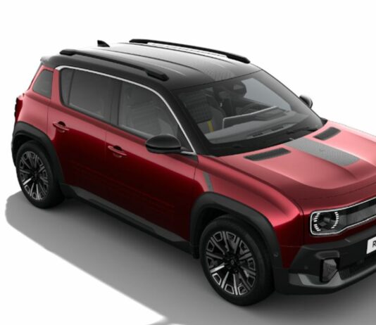 Renault 4 E-Tech Electric, versatilità e personalizzazioni senza confini