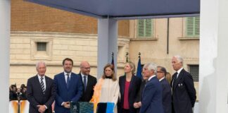 Mattarella accende il braciere di Milano-Cortina 2026