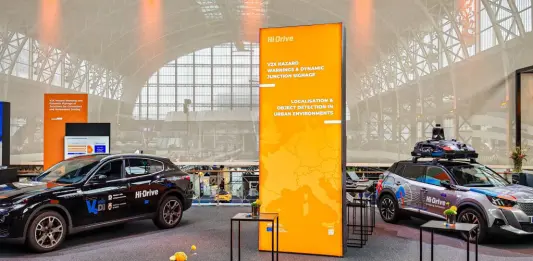 Stellantis accelera nella guida automatizzata attraverso il progetto Hi-drive