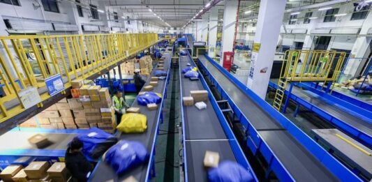 Cina, il settore della logistica continua la sua espansione