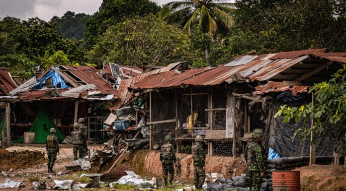 Resta alta la tensione tra Cambogia e Thailandia, scontri e morti al confine