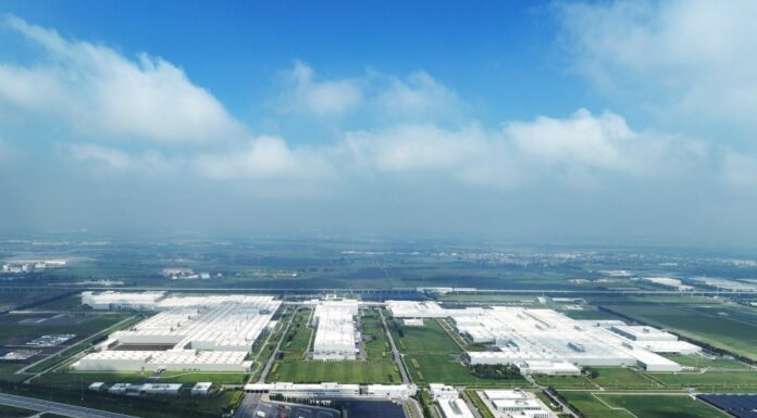 Viceministro Commercio Cina, investimenti Ue nel settore auto benvenuti