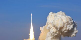 Cina lancia razzo Lijian-1 e invia in orbita 9 satelliti