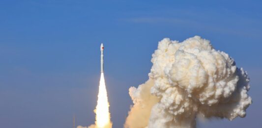 Cina lancia razzo Lijian-1 e invia in orbita 9 satelliti
