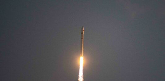 Cina, in orbita un nuovo gruppo di satelliti internet