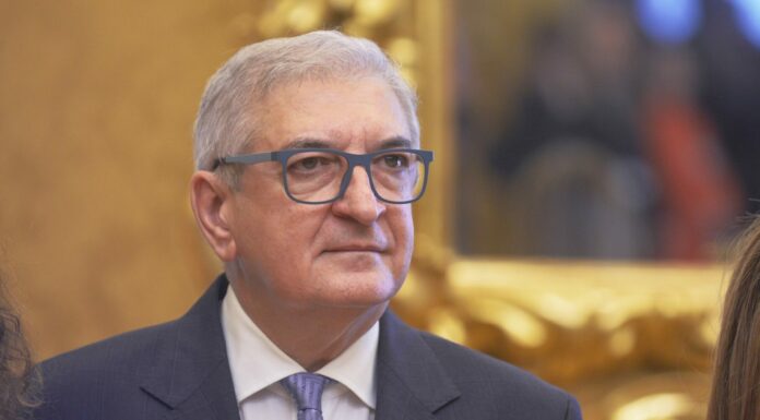 Foti “La maggioranza non si dividerà, gli aiuti all’Ucraina servono alla pace”