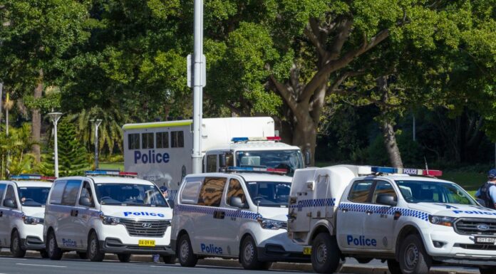 Sparatoria a Bondi Beach in Australia, morti e feriti