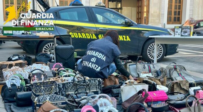 Smantellato giro falsi di lusso, percettore Reddito cittadinanza con Lamborghini