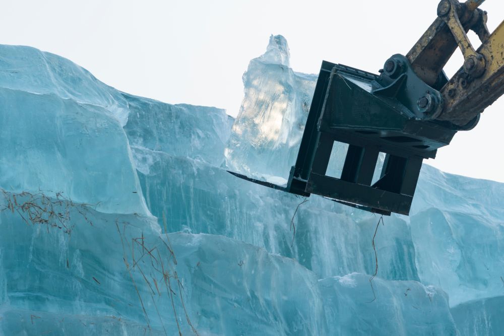 geronimo it ammazza-il-suo-compagno-con-una-coltellata-alladdome-A7951 009