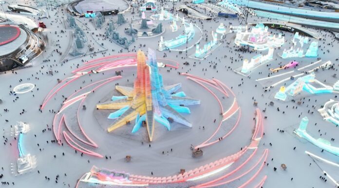 Cina, nello Heilongjiang il più grande parco al mondo a tema ghiaccio e neve