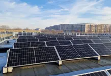 Torino, la città dove la posta viaggia a energia pulita