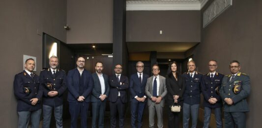 Il 56% dei ragazzi italiani compie atti di pirateria audiovisiva