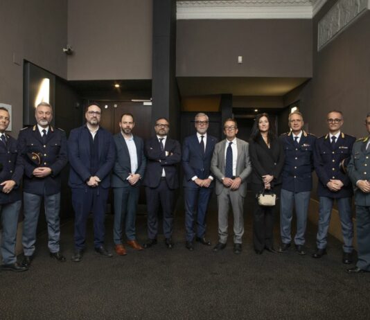 Il 56% dei ragazzi italiani compie atti di pirateria audiovisiva