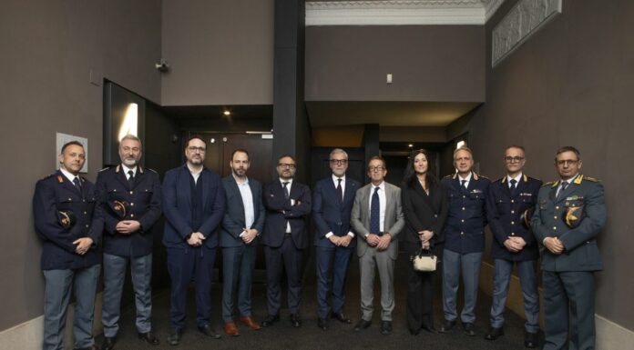 Il 56% dei ragazzi italiani compie atti di pirateria audiovisiva