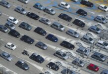 Da Commissione Ue pacchetto automotive, rivisto stop motori termici da 2035