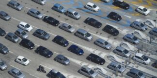 Da Commissione Ue pacchetto automotive, rivisto stop motori termici da 2035