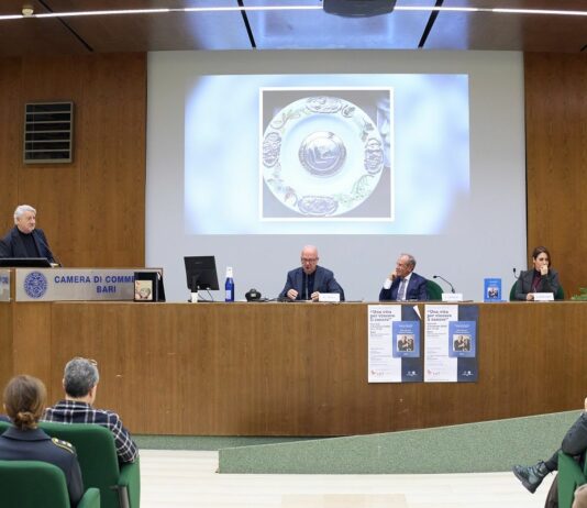 “Una vita per vincere il cancro”, a Bari la presentazione del libro di Schittulli