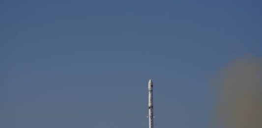Cina, lanciato un nuovo satellite nello spazio
