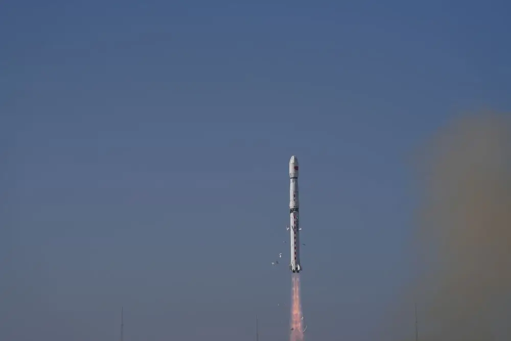 Cina, lanciato un nuovo satellite nello spazio