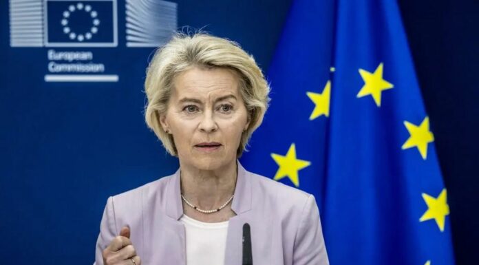 von der Leyen “E’ il momento dell’indipendenza dell’Europa”