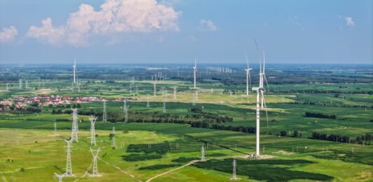 Cina, la capacità eolica della Mongolia Interna supera i 100 milioni di kW