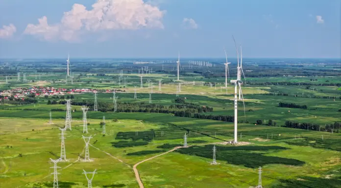 Cina, la capacità eolica della Mongolia Interna supera i 100 milioni di kW