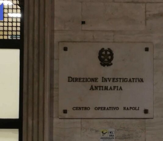 Camorra, 11 misure cautelari a Napoli