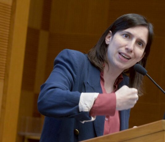 Schlein “Sulle pensioni gravissimo colpo di mano, tradimento Meloni”