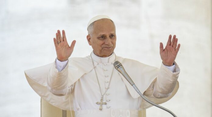 Papa “La ricchezza della terra è nelle mani di pochi”