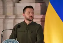 Zelensky “Putin vuole decidere tutto da solo, serve una pace stabile”