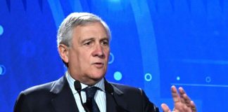 Forza Italia, gli auguri di Tajani a eletti e iscritti in Sicilia “Il partito è vivo”