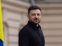 FT, il 24 febbraio Zelensky annuncerà un piano per le elezioni e un referendum sulla pace