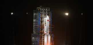 La Cina lancia il razzo Long March-12A Y1, secondo stadio in orbita