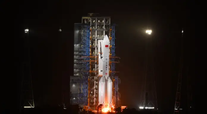 La Cina lancia il razzo Long March-12A Y1, secondo stadio in orbita