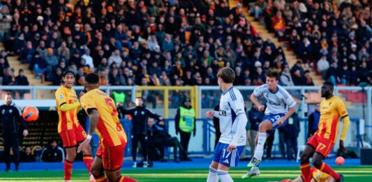 Il Como cala il tris a Lecce e torna alla vittoria