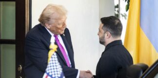 Vertice sull’Ucraina, Trump “Molto vicini alla pace”. Zelensky “Colloqui positivi”