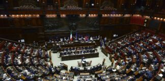 Dalla Camera via libera definitivo con 216 sì, la manovra è legge