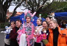 Cina: Quanzhou ospita il Festival Internazionale delle Marionette (3)