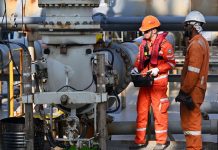 Cina: avviate operazioni doganali speciali nel porto di Hainan (3)