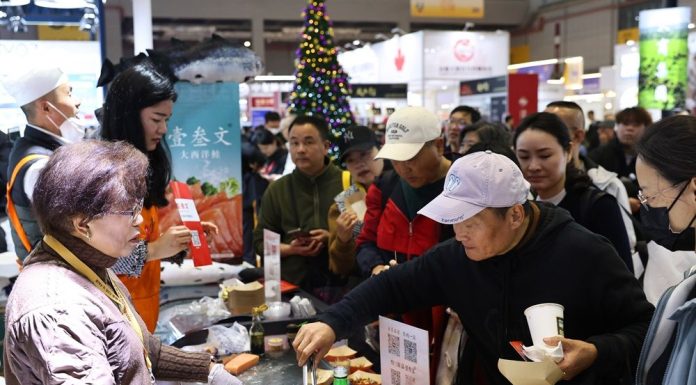 Cina: iniziata a Shanghai la CIIE U-Fair (2)