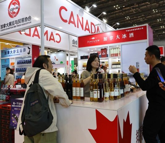 Cina: iniziata a Shanghai la CIIE U-Fair (3)