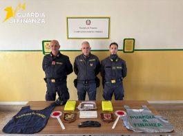 Trasportava 4kg di cocaina, arrestato a Porto Torres