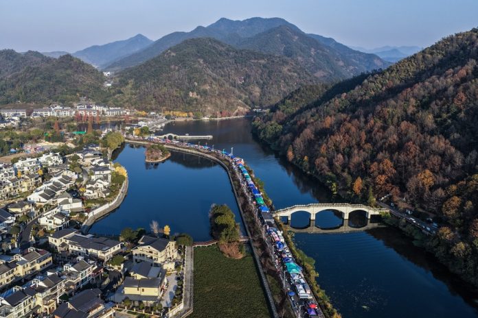 (ZhejiangPictorial) CHINA-ZHEJIANG-JIANDE-FARMERS' FAIR (CN)