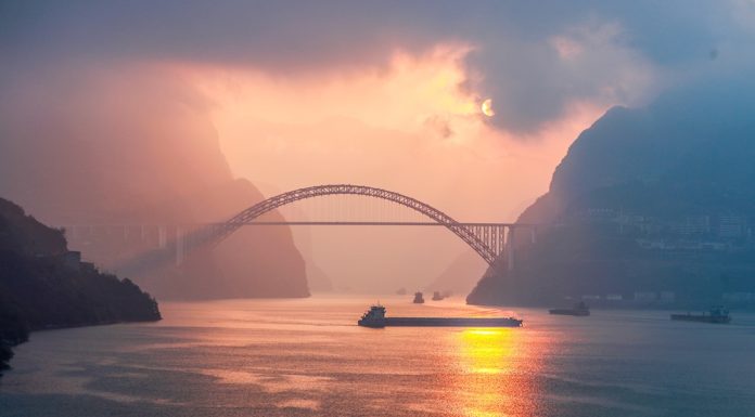 Cina: scenario invernale su alcuni corsi d’acqua del Paese (3)