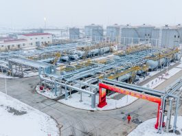 Cina: Xinjiang, produzione petrolio greggio supera 1,7 mln tonnellate (1)